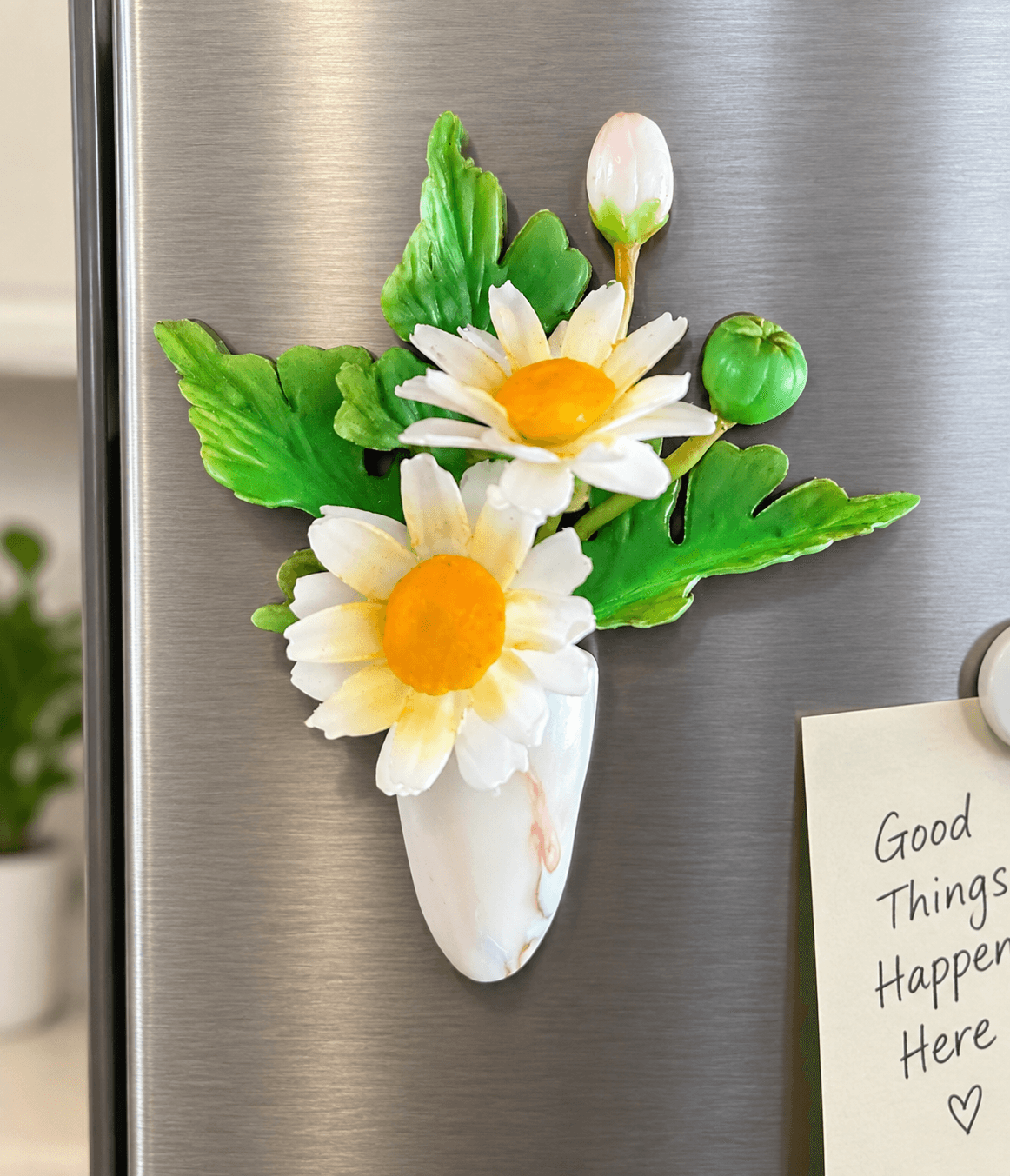 Realistic Flower Fridge Magnet - Daily White