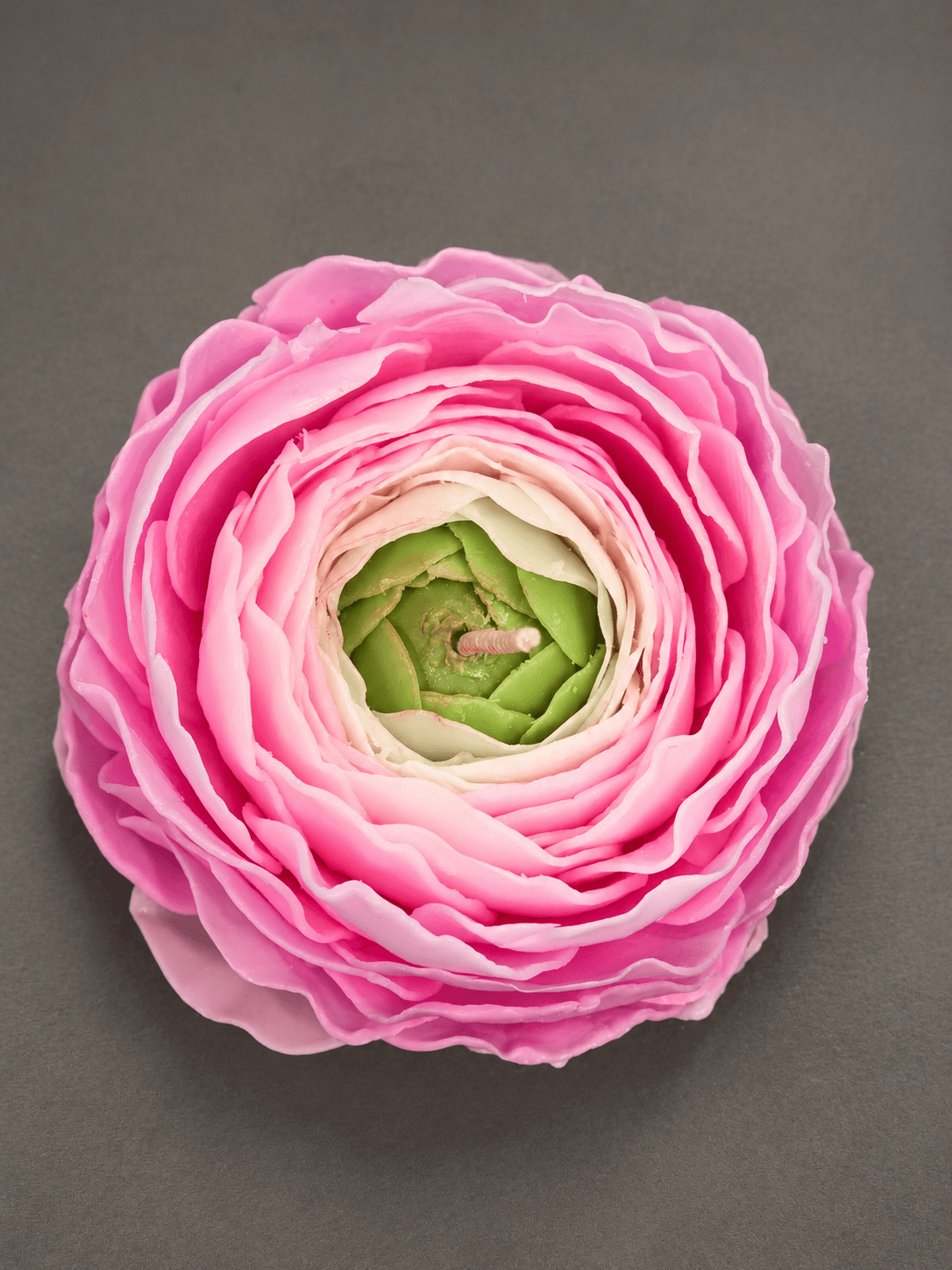 Realistic Ranunculus Candle – Handcrafted Petal-by-Petal from 100% Natural Beeswax